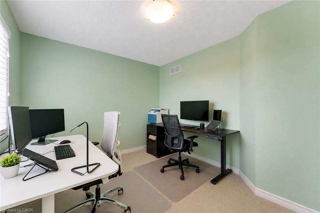 109 Robert Simone Way Property Photo 27