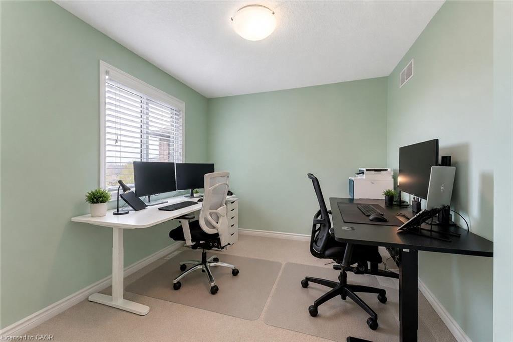109 Robert Simone Way Property Photo 28