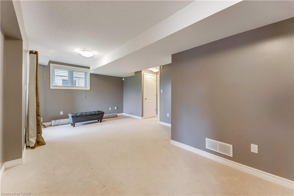 109 Robert Simone Way Property Photo 32