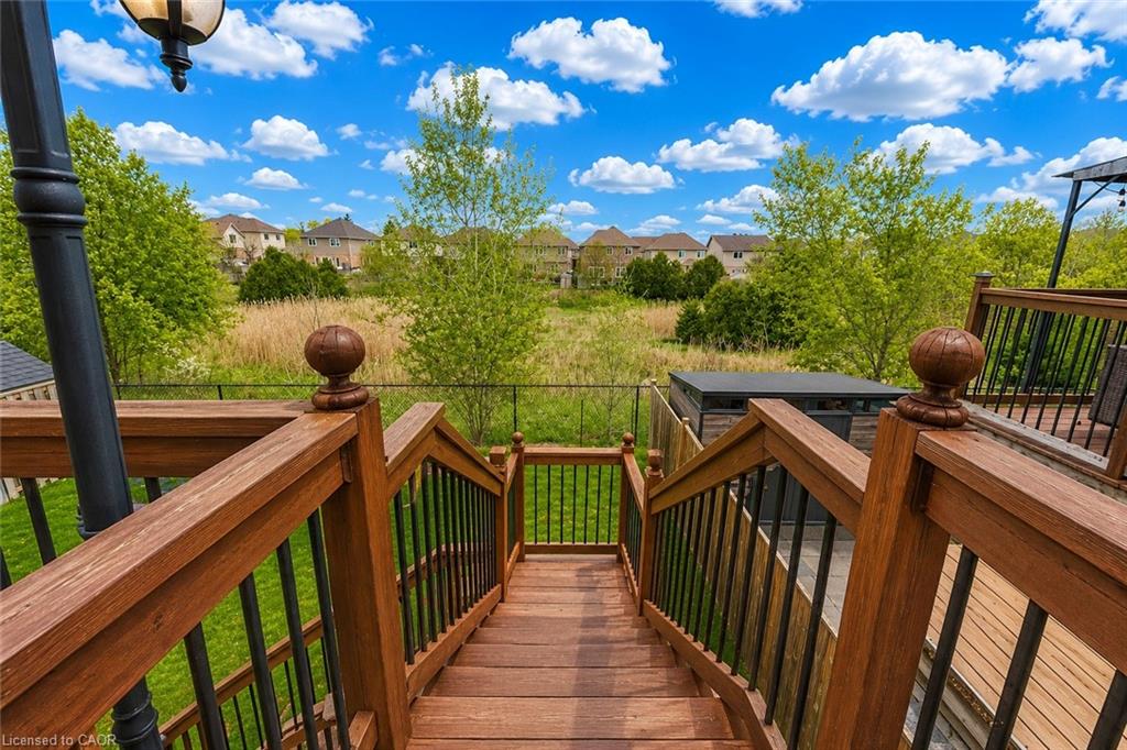 109 Robert Simone Way Property Photo 38
