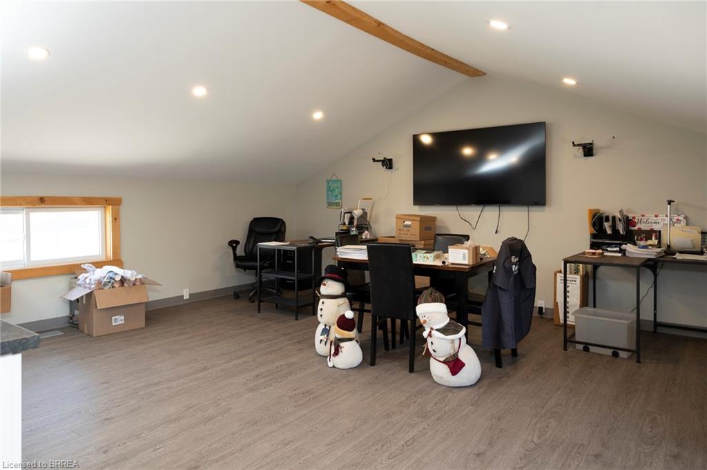 230 Oakland Road Property Photo 16