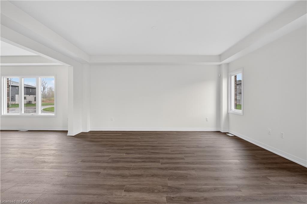 1034 Kraft Road N Property Photo 12