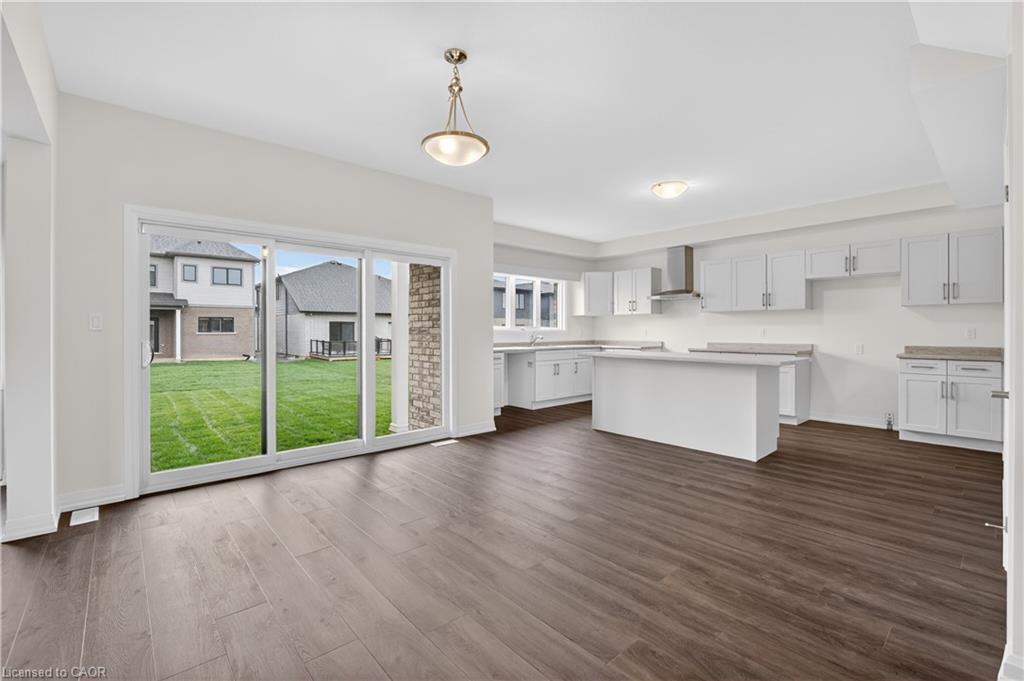 1034 Kraft Road N Property Photo 13