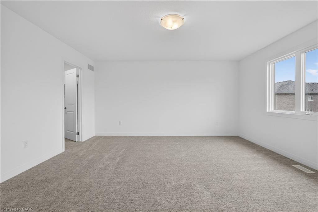 1034 Kraft Road N Property Photo 25
