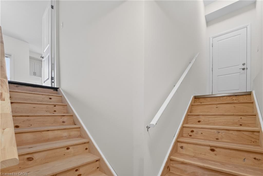 1034 Kraft Road N Property Photo 43
