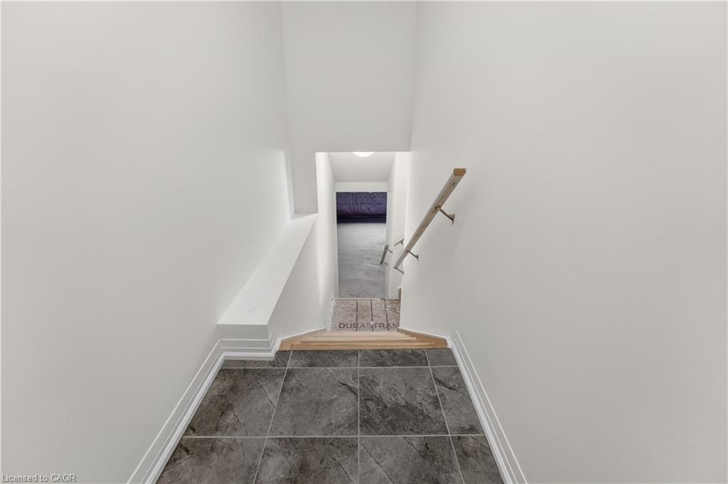1034 Kraft Road N Property Photo 44