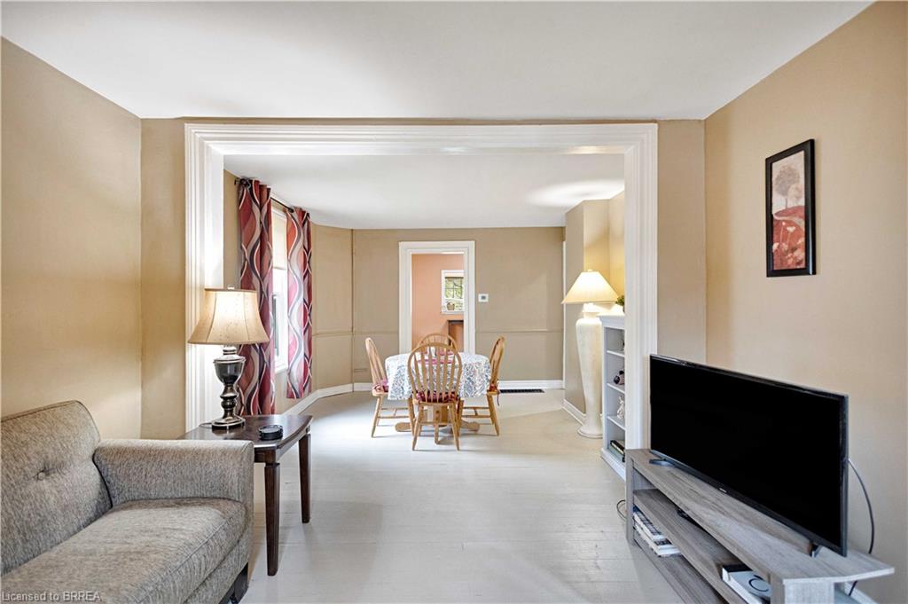 303 Dalhousie Street Property Photo 6