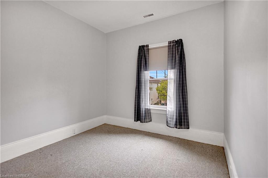 303 Dalhousie Street Property Photo 22