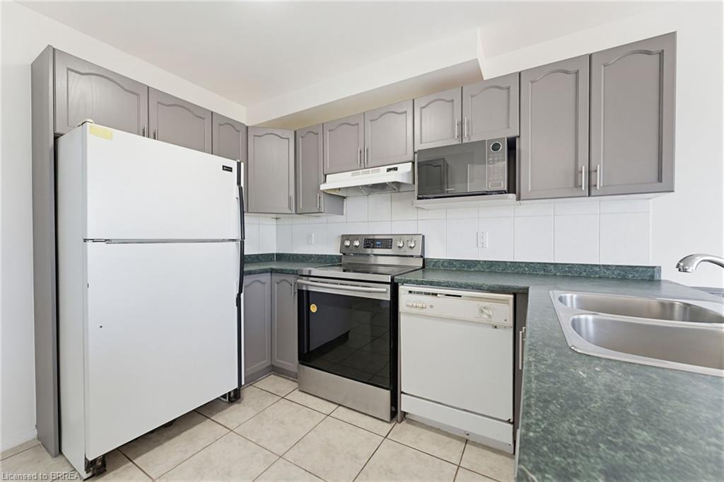 25 Anastasia Crescent Property Photo 13