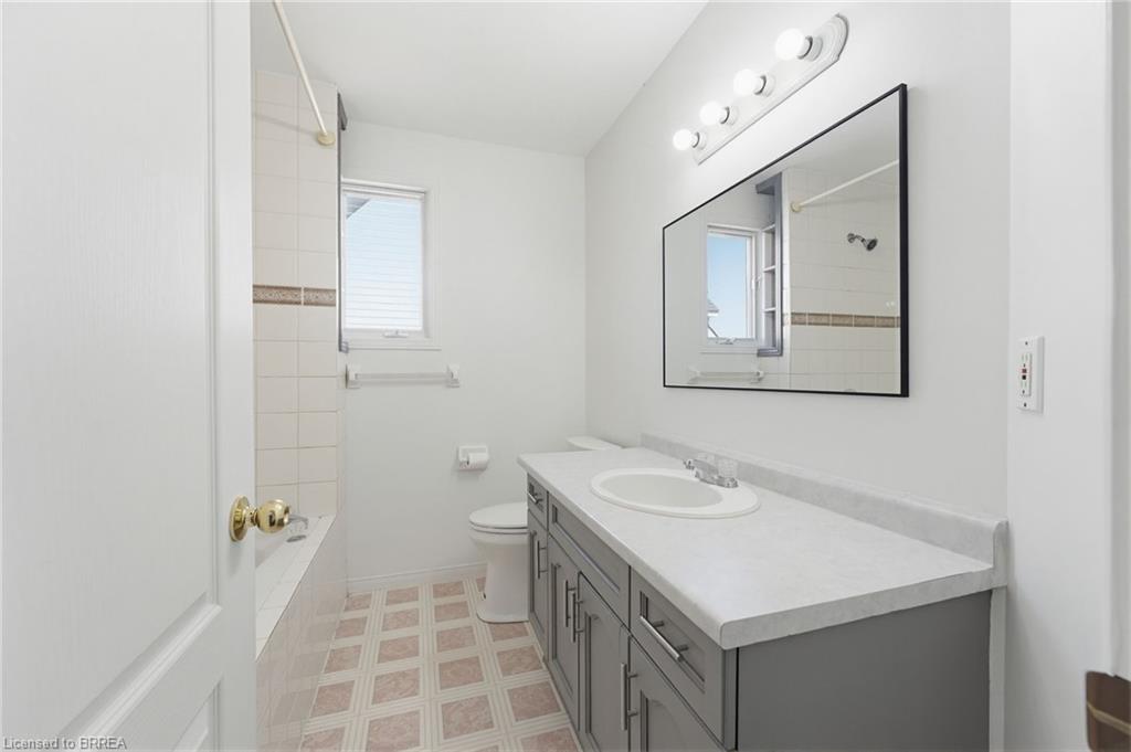 25 Anastasia Crescent Property Photo 21
