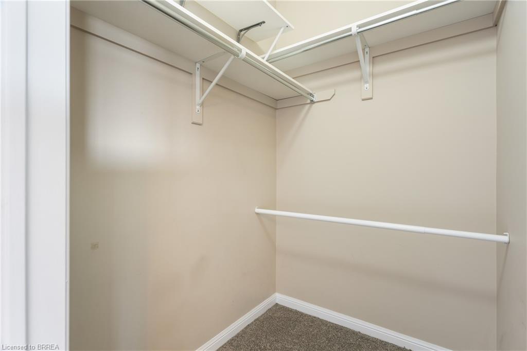 32-21 Diana Avenue Property Photo 14