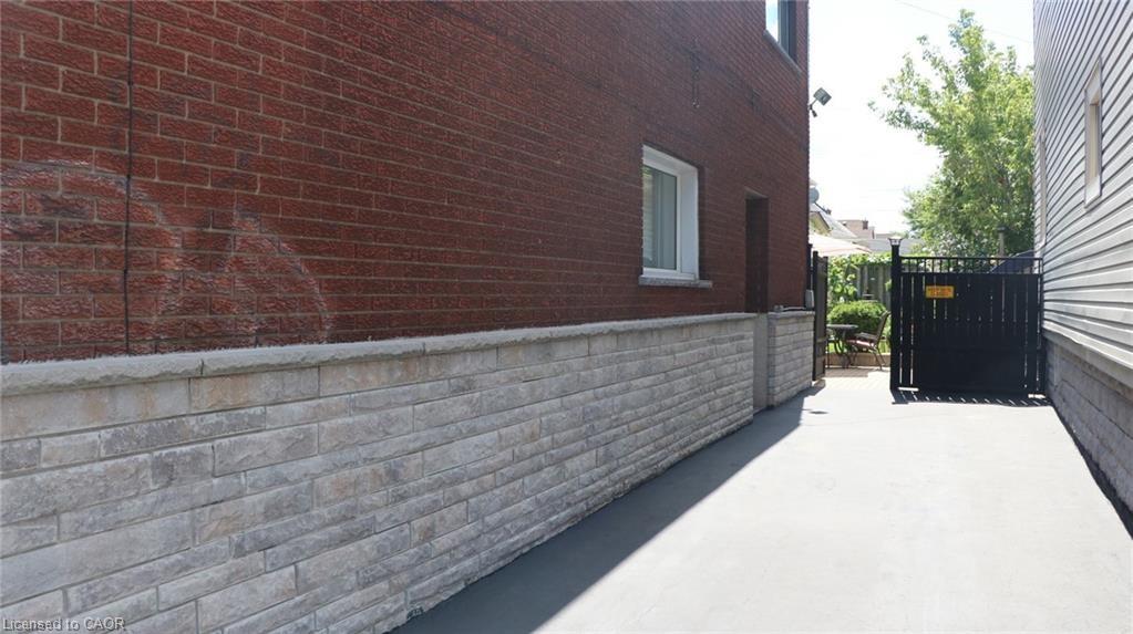 1476 Barton Street E Property Photo 22