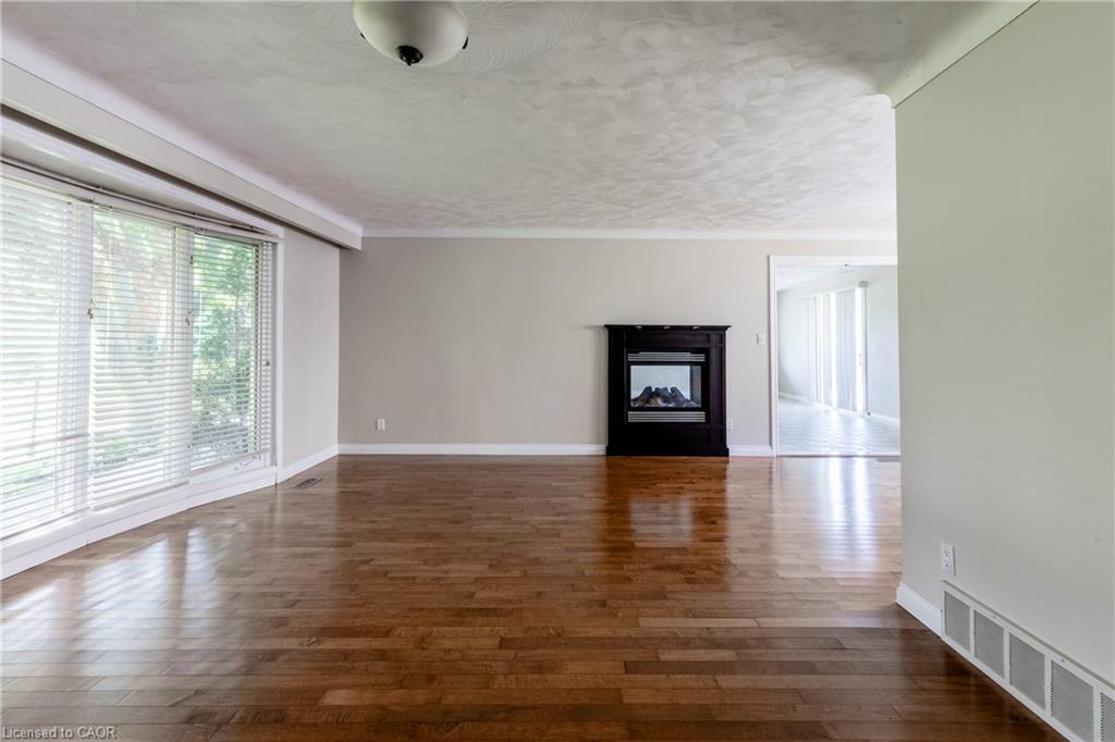 4245 Cedar Springs Road Property Photo 5