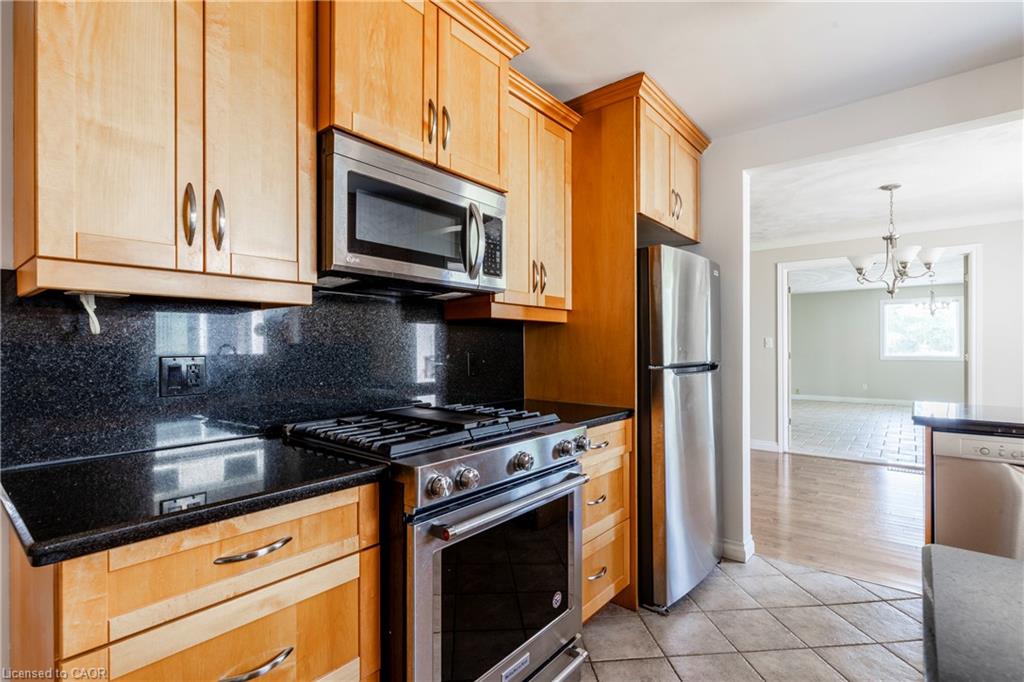 4245 Cedar Springs Road Property Photo 11
