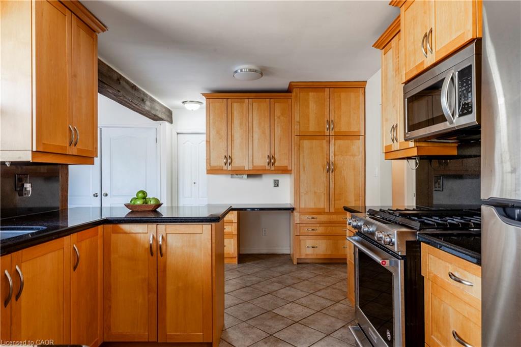 4245 Cedar Springs Road Property Photo 12