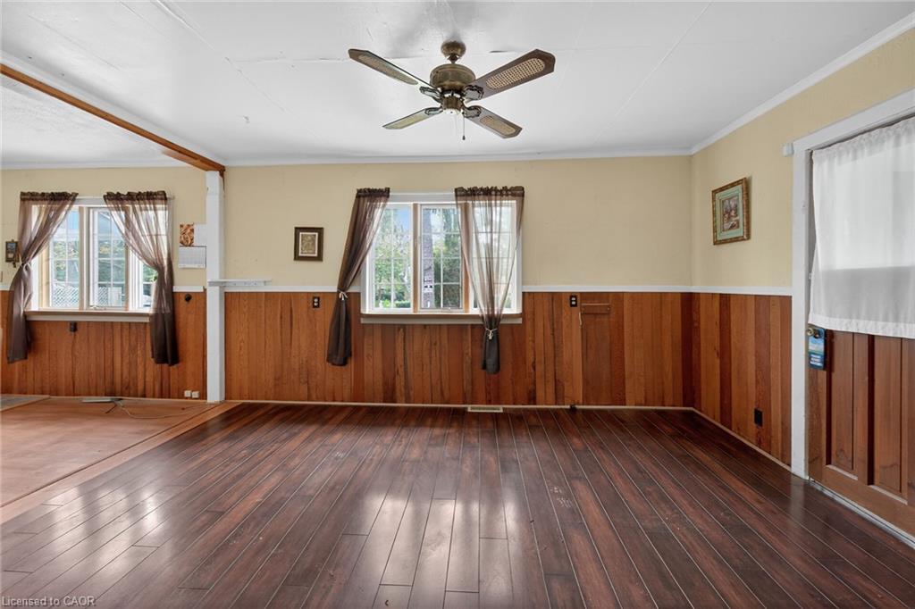 313 John Street Property Photo 11
