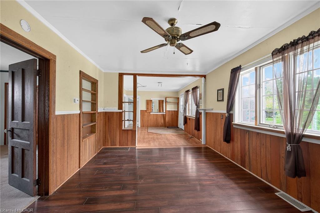 313 John Street Property Photo 12