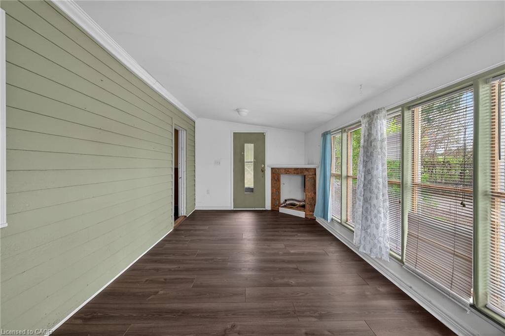313 John Street Property Photo 15