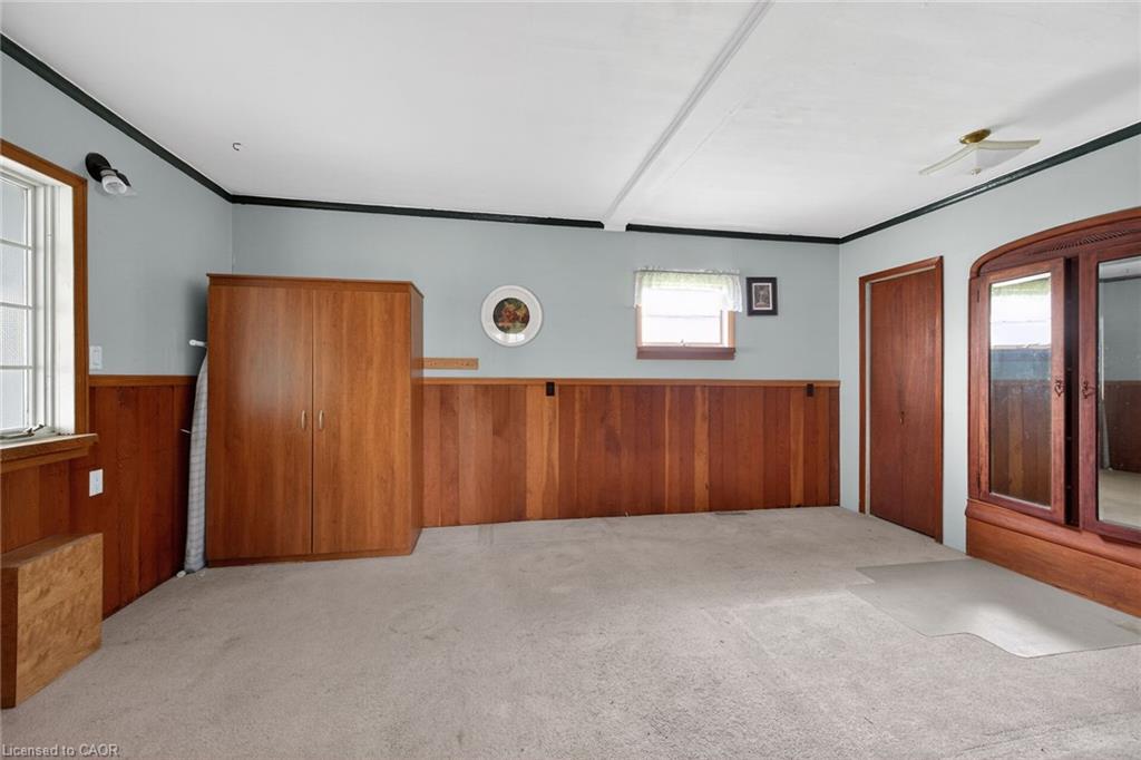 313 John Street Property Photo 17