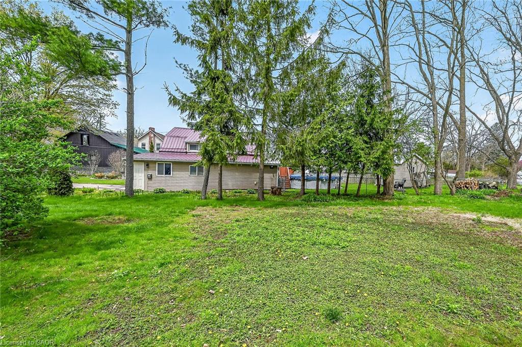 313 John Street Property Photo 26