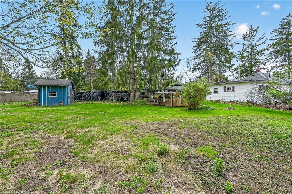 313 John Street Property Photo 32