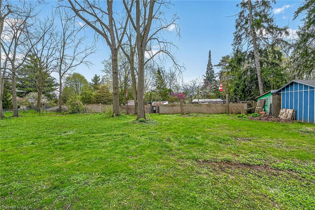 313 John Street Property Photo 33
