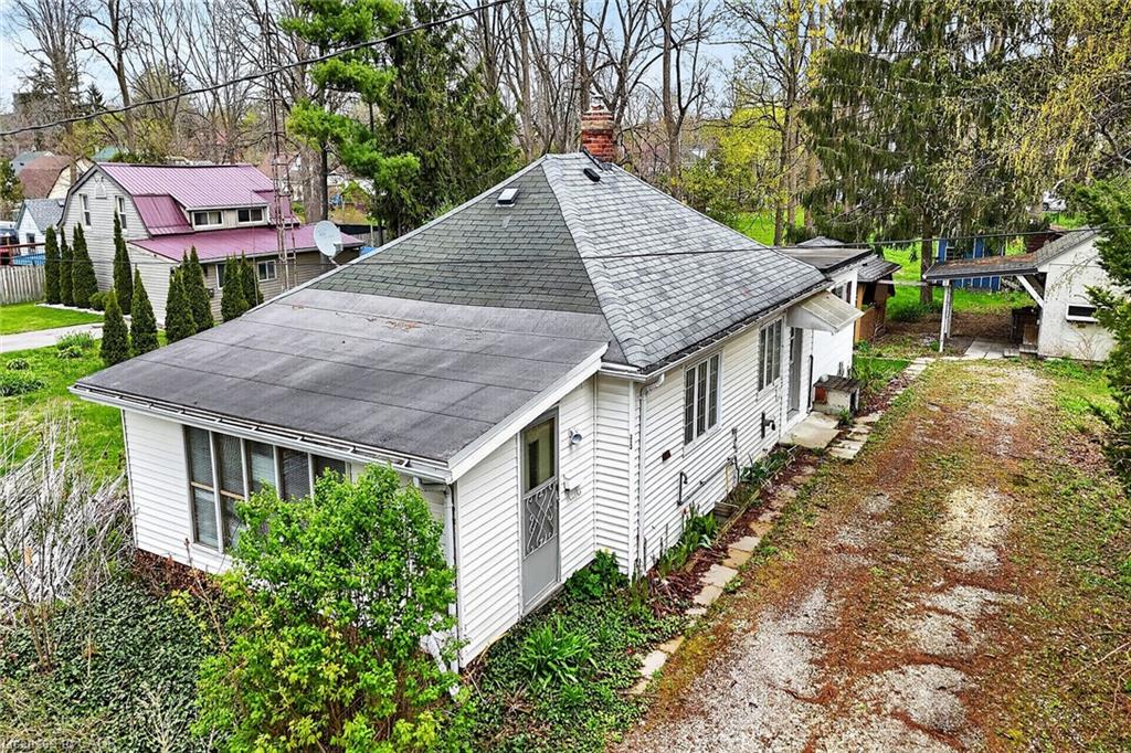 313 John Street Property Photo 36