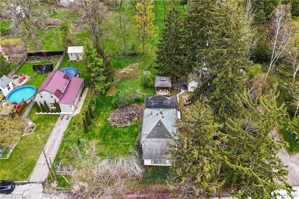 313 John Street Property Photo 39