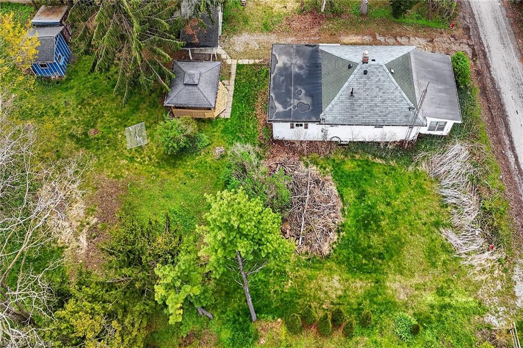 313 John Street Property Photo 44