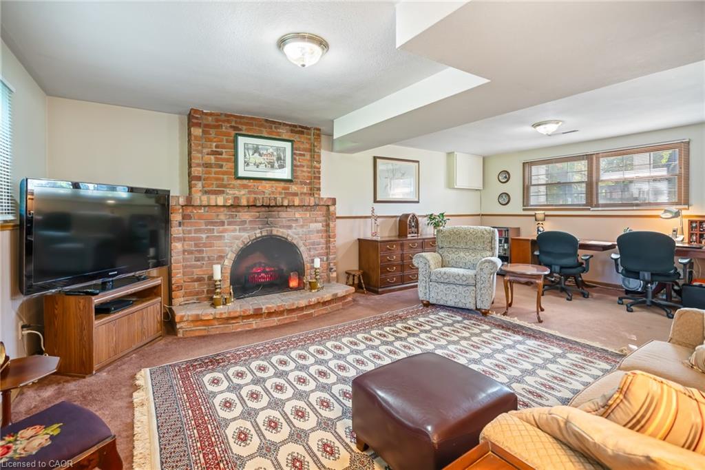 225 Anne Street Property Photo 25
