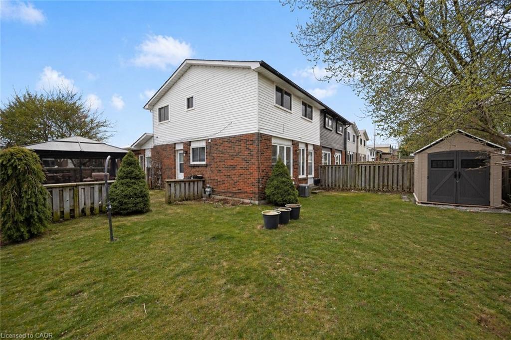 582 Lakeview Avenue Property Photo 3