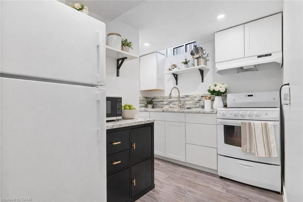 582 Lakeview Avenue Property Photo 15