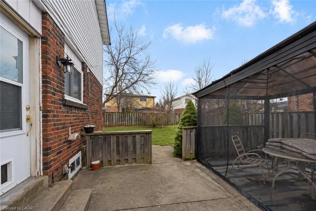 582 Lakeview Avenue Property Photo 19