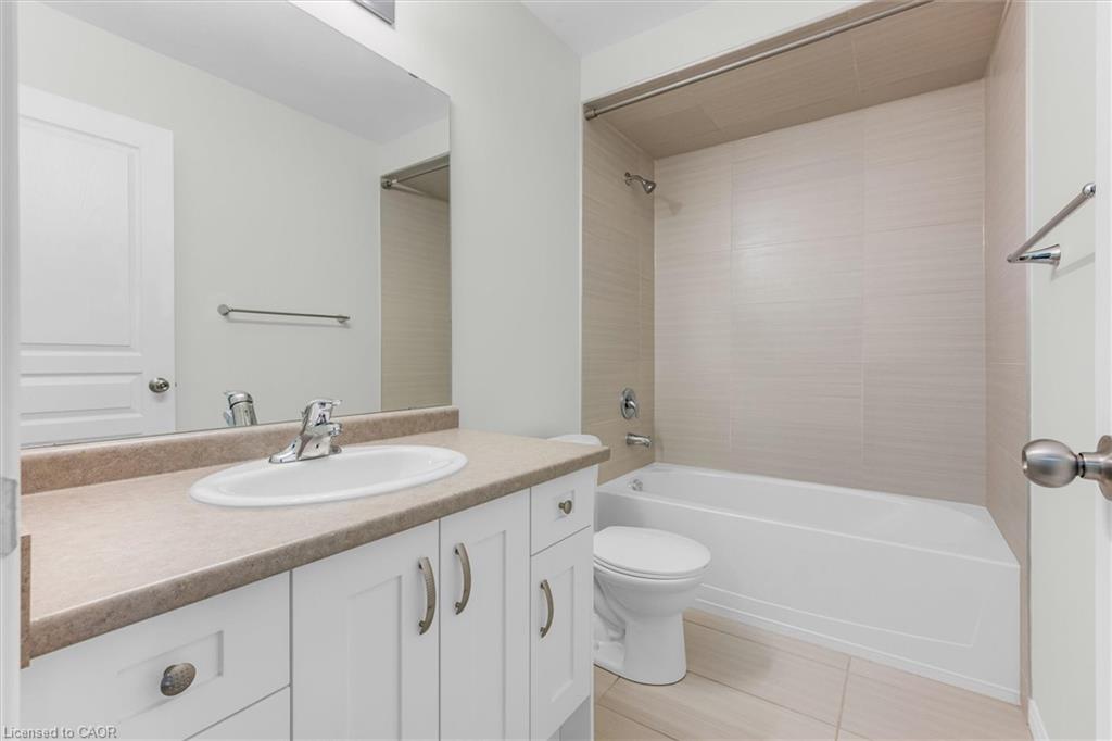 183 Penny Lane Property Photo 15
