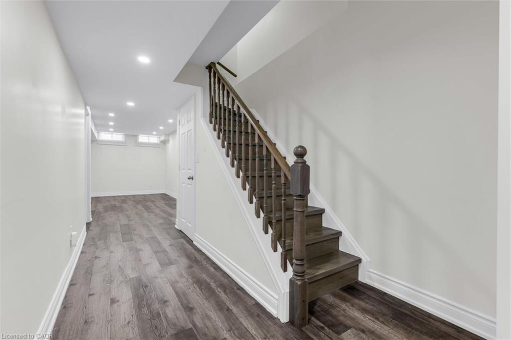 183 Penny Lane Property Photo 17