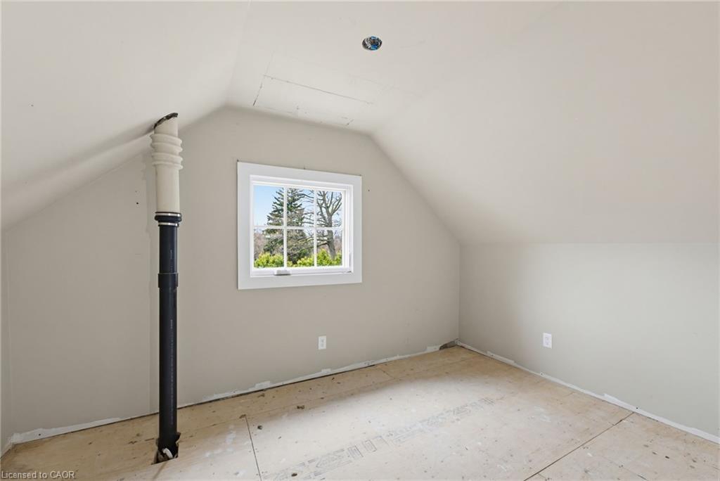 3083 Lakeshore Road Property Photo 26