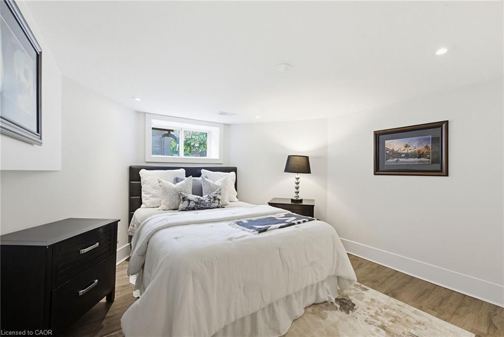 3083 Lakeshore Road Property Photo 32
