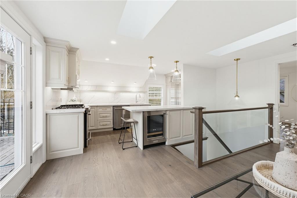 3083 Lakeshore Road Property Photo 35