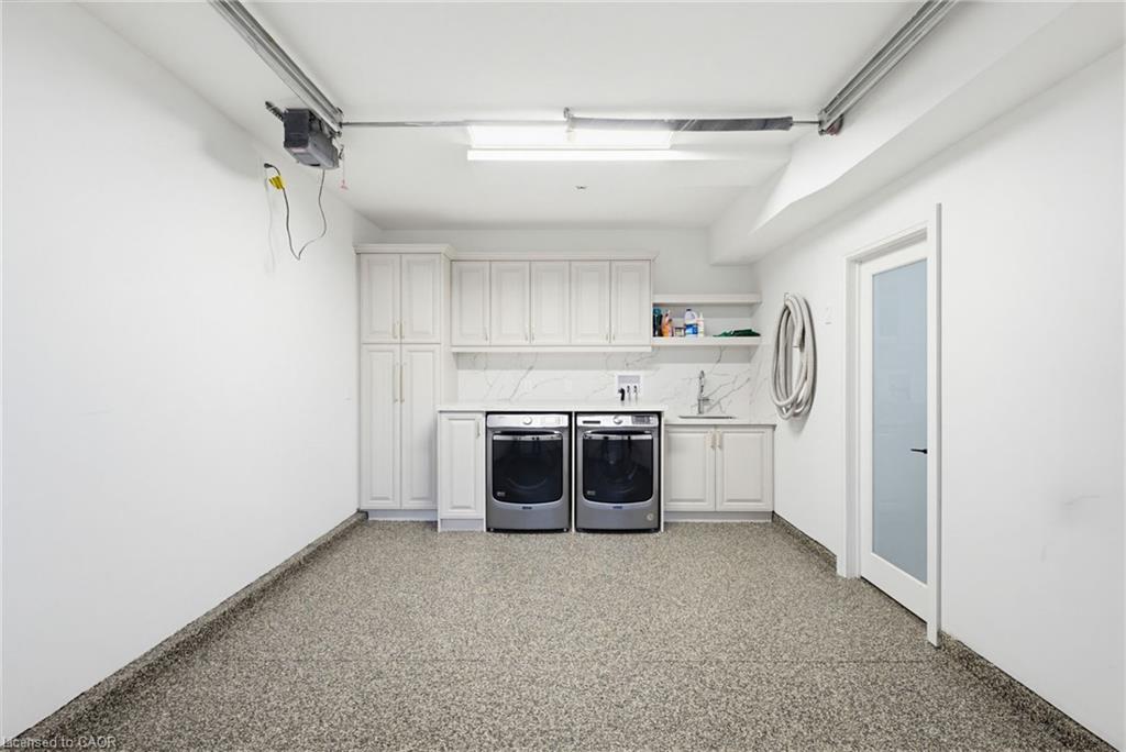 3083 Lakeshore Road Property Photo 43