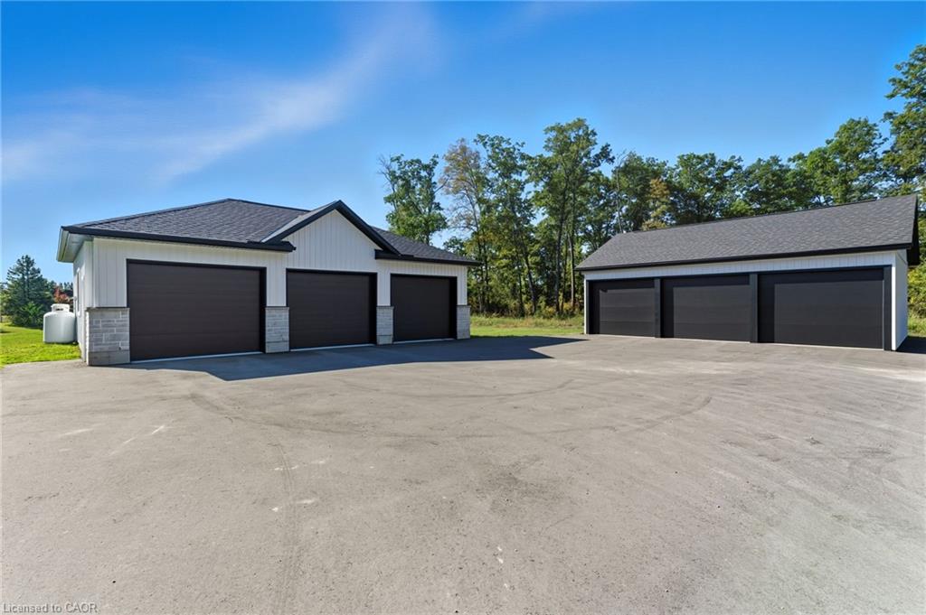 1392 Wrigley Road Property Photo 6