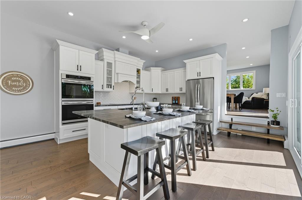 1392 Wrigley Road Property Photo 11