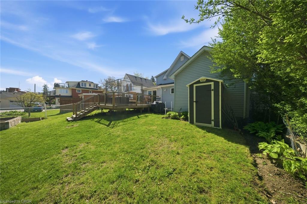 401 West Street Property Photo 19