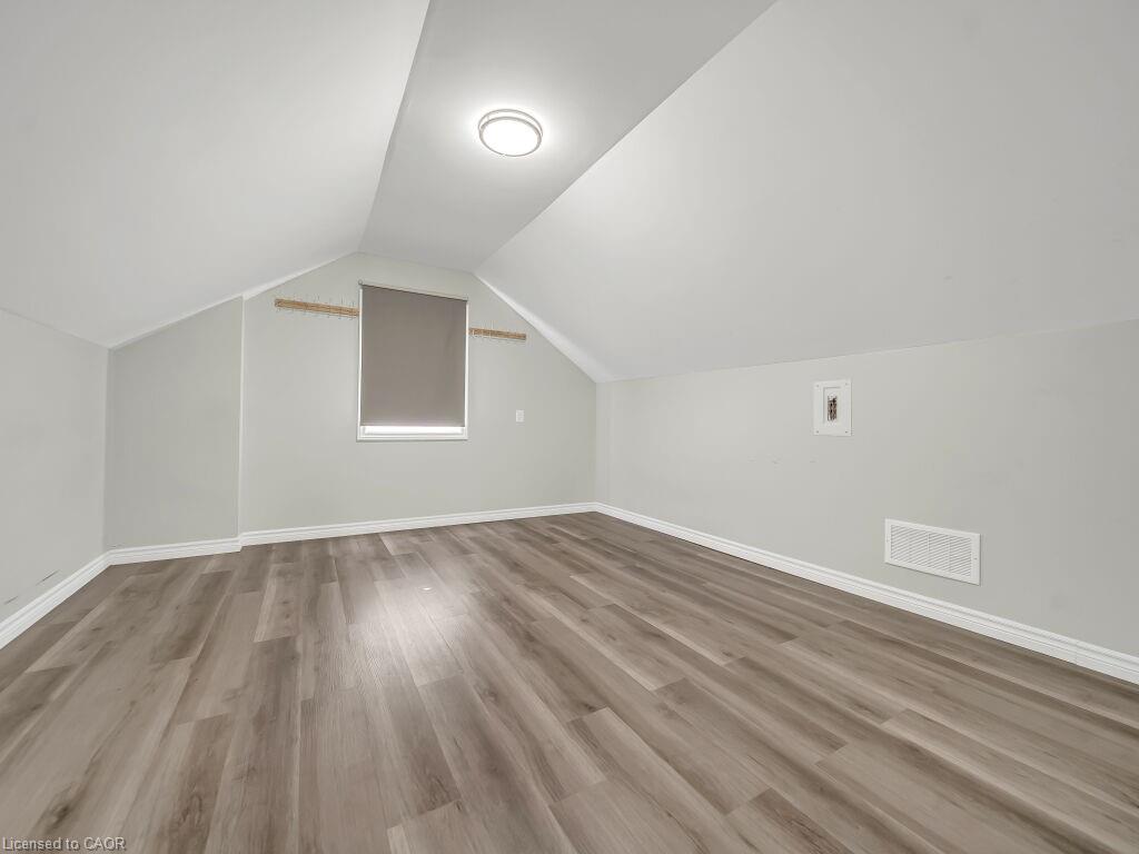 860 Vine Street Property Photo 30