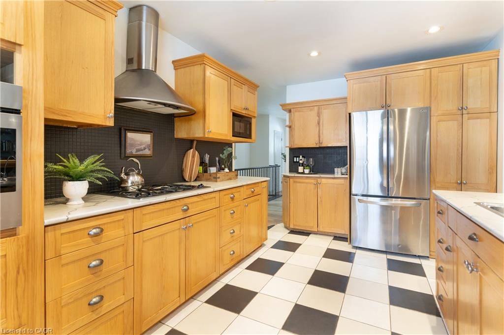3 Fallsview Road Property Photo 8