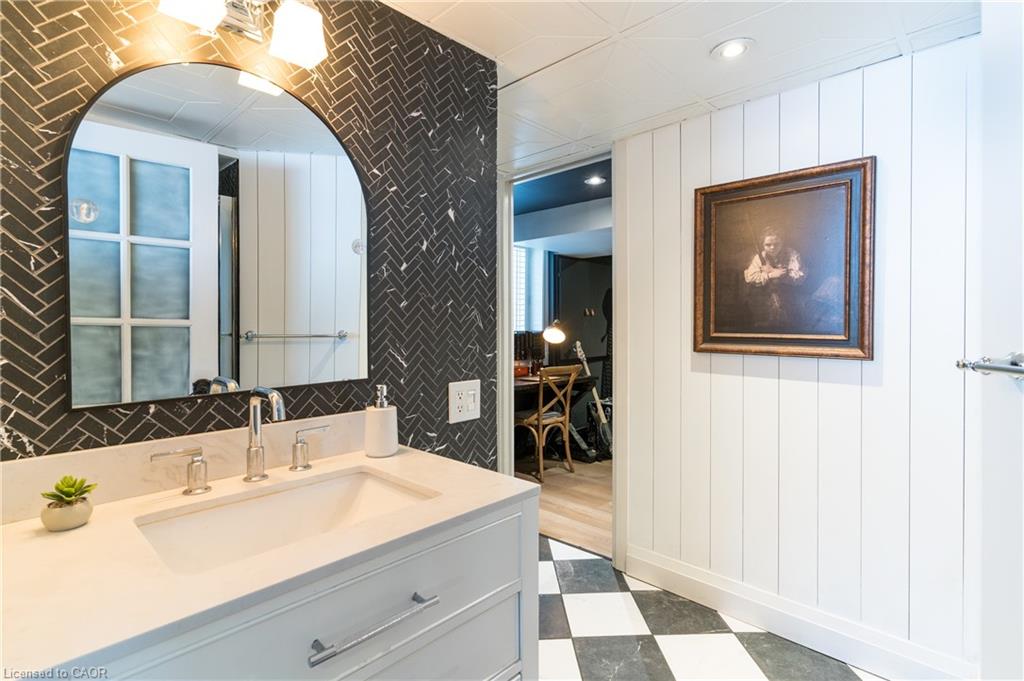 3 Fallsview Road Property Photo 30