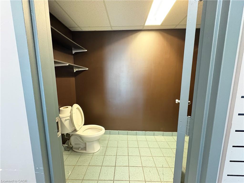 2-1815 Dundas Street Property Photo 8