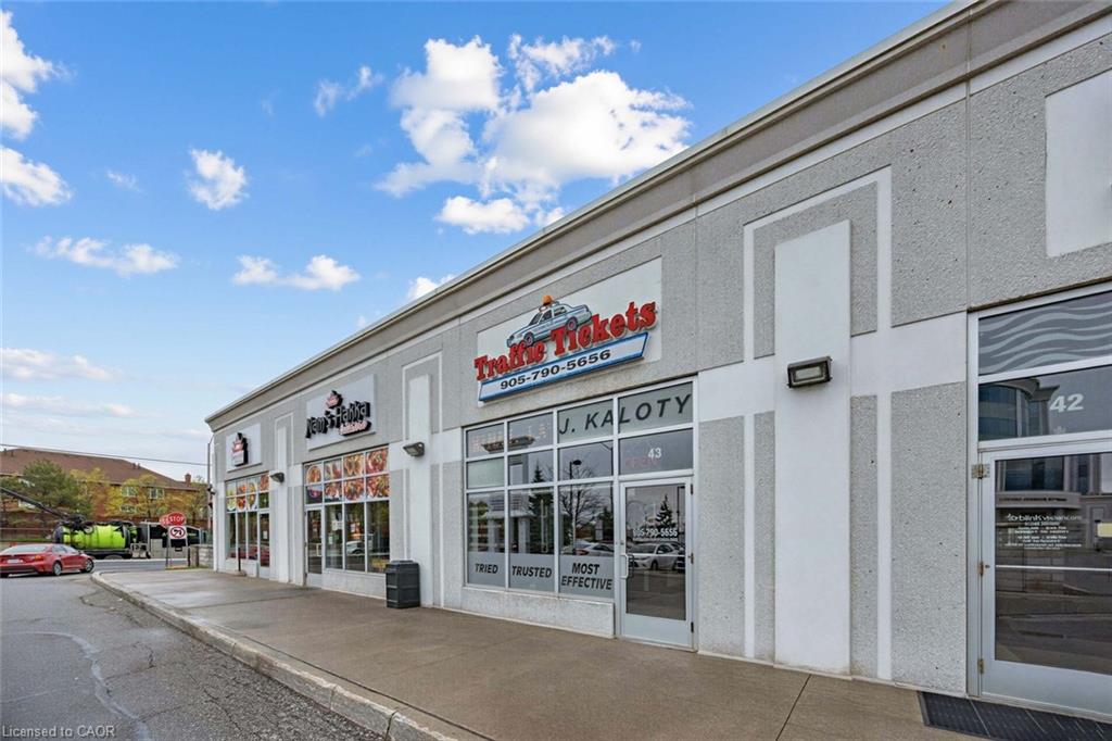43-7920 Hurontario Street Property Photo 2