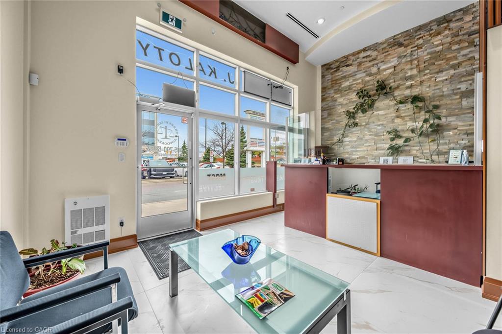 43-7920 Hurontario Street Property Photo 5