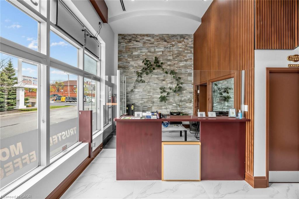 43-7920 Hurontario Street Property Photo 6