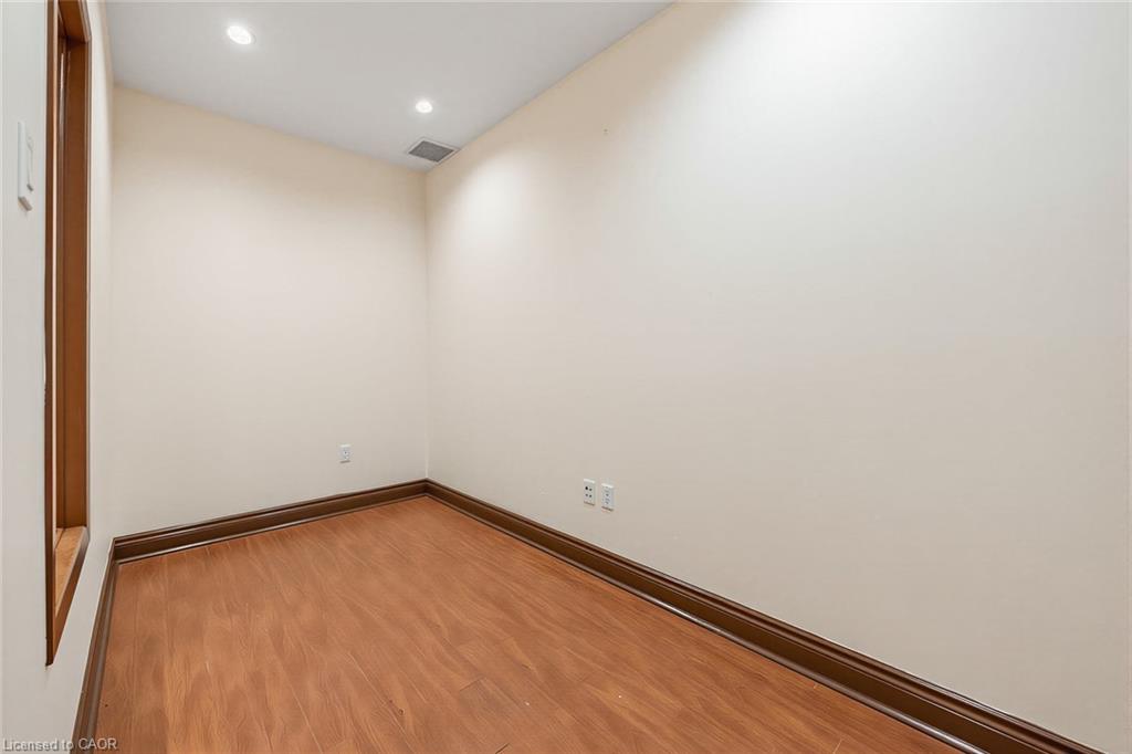 43-7920 Hurontario Street Property Photo 17